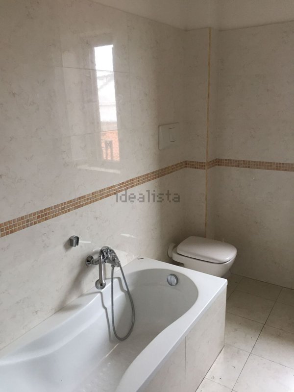 ufficio in affitto a Trentola Ducenta