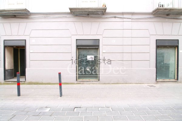 locale commerciale in affitto a Trentola Ducenta