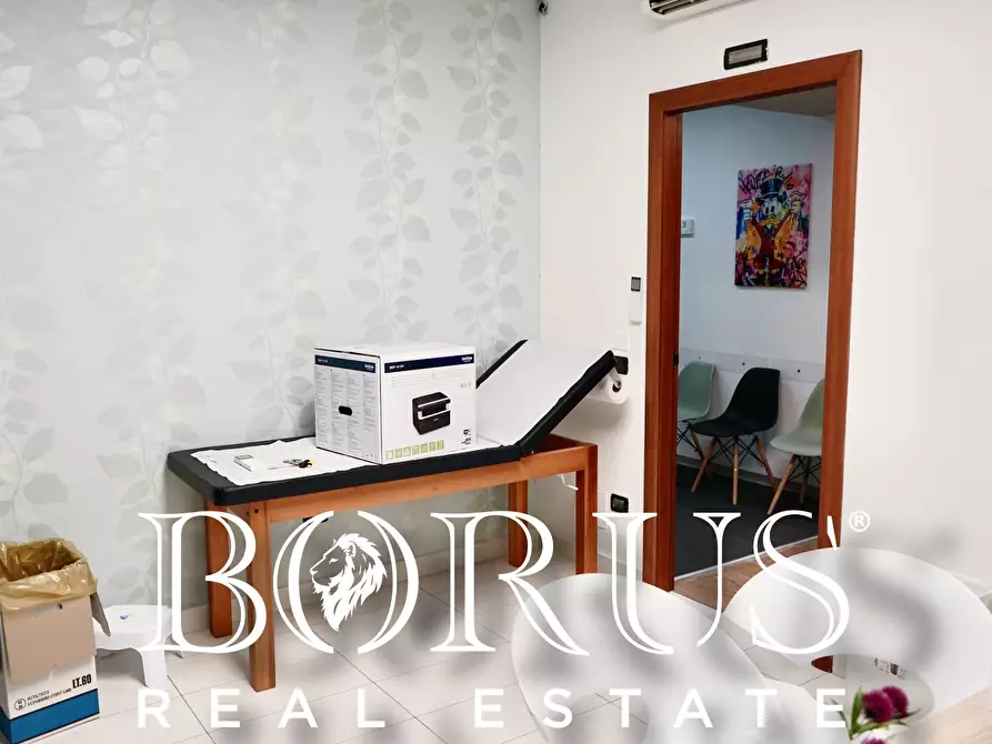 ufficio in affitto a Trentola Ducenta