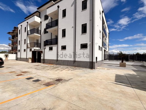 ufficio in affitto a Trentola Ducenta