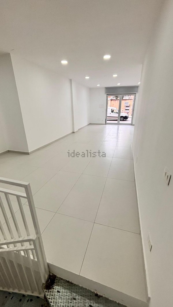 locale commerciale in affitto a Trentola Ducenta