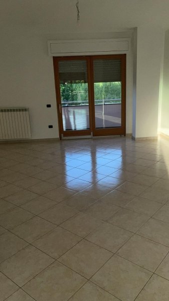 appartamento in affitto a Trentola Ducenta