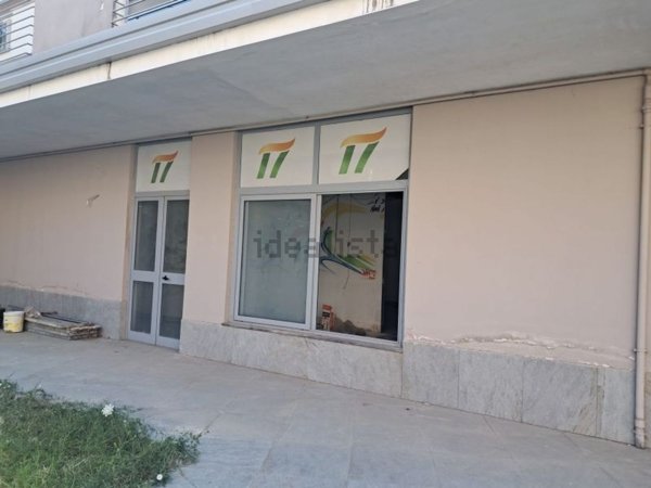 ufficio in affitto a Trentola Ducenta in zona Ischitella