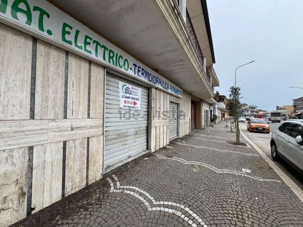 casa indipendente in affitto a Villa Literno