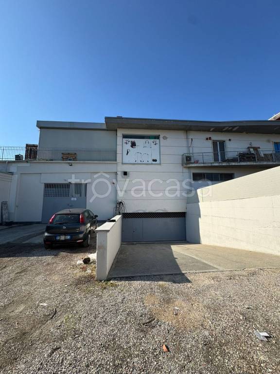 locale commerciale in affitto a Villa Literno