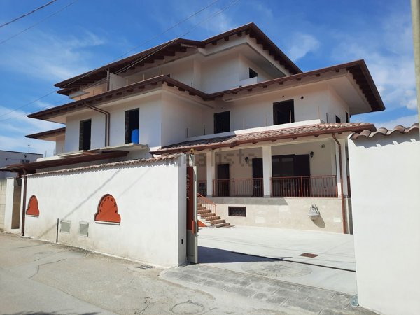 casa indipendente in affitto a Villa Literno