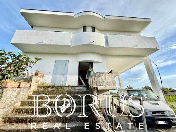 casa indipendente in affitto a Villa Literno