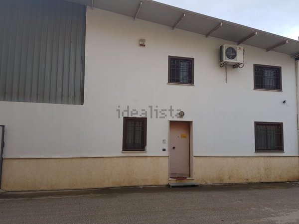 casa indipendente in affitto a Villa Literno