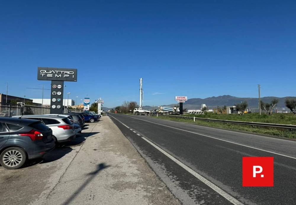 ufficio in affitto a Vitulazio