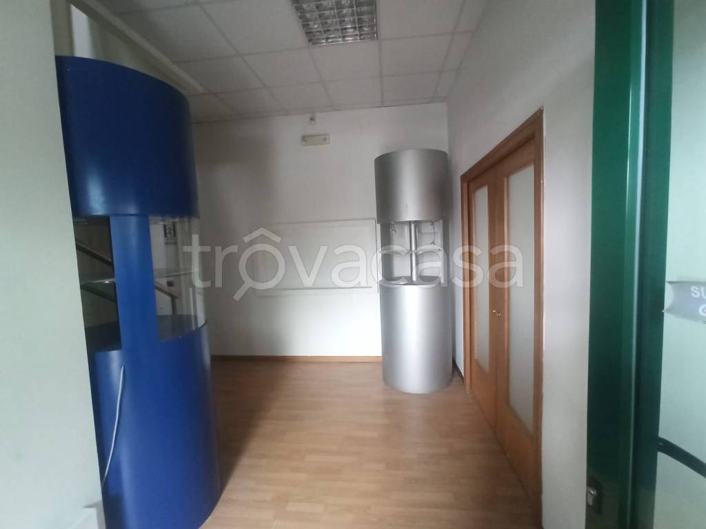 ufficio in affitto a Vitulazio