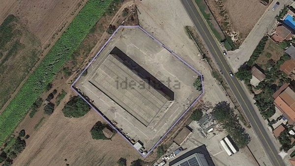 capannone in affitto a Vitulazio