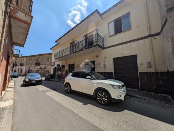 locale commerciale in affitto a San Marco Evangelista