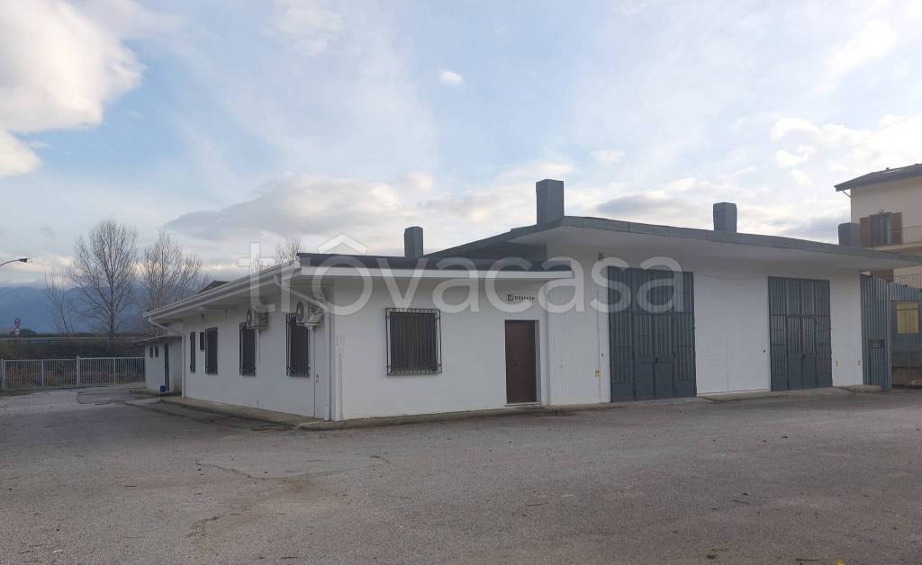 locale commerciale in affitto ad Airola