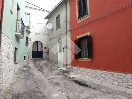 casa indipendente in affitto ad Airola