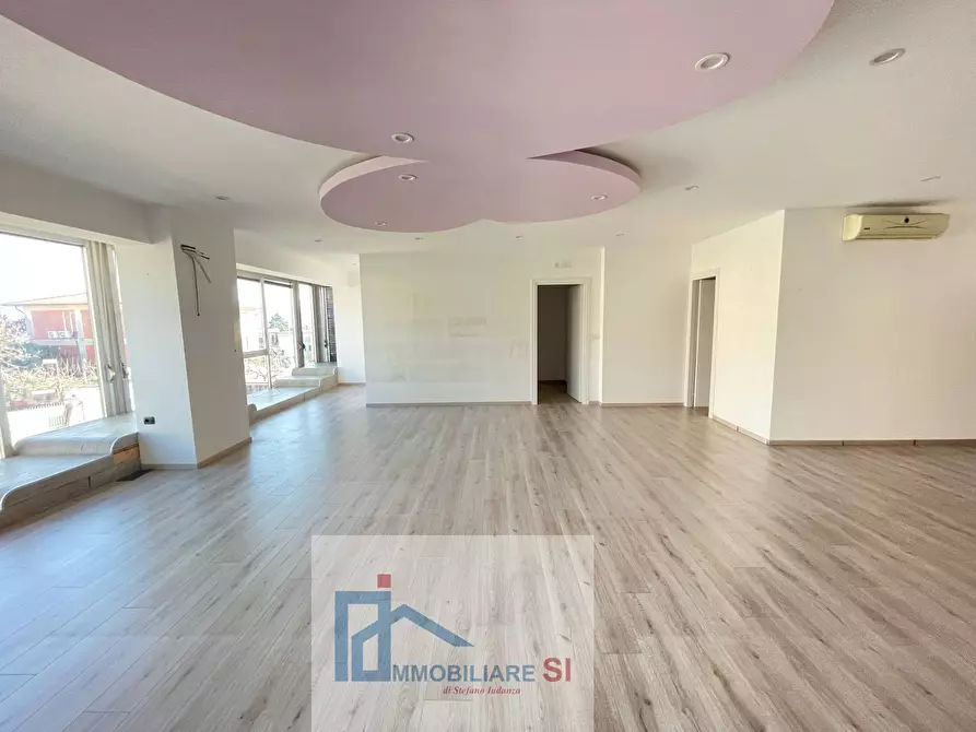 locale commerciale in affitto ad Apice