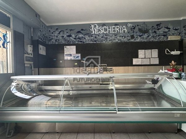 negozio in affitto ad Apice