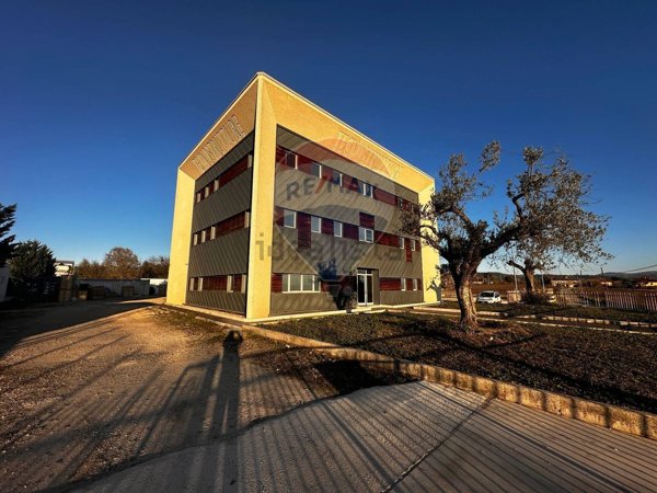 ufficio in affitto ad Apice