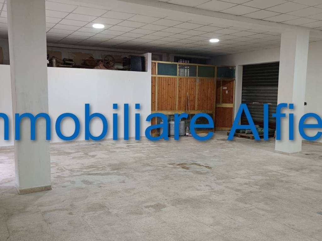 locale commerciale in affitto ad Apollosa