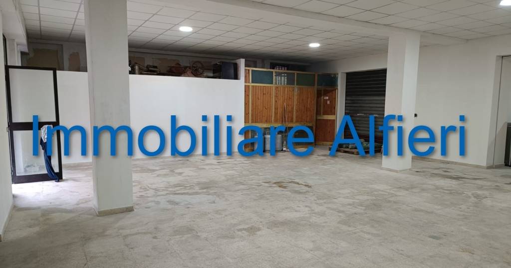 locale commerciale in affitto ad Apollosa