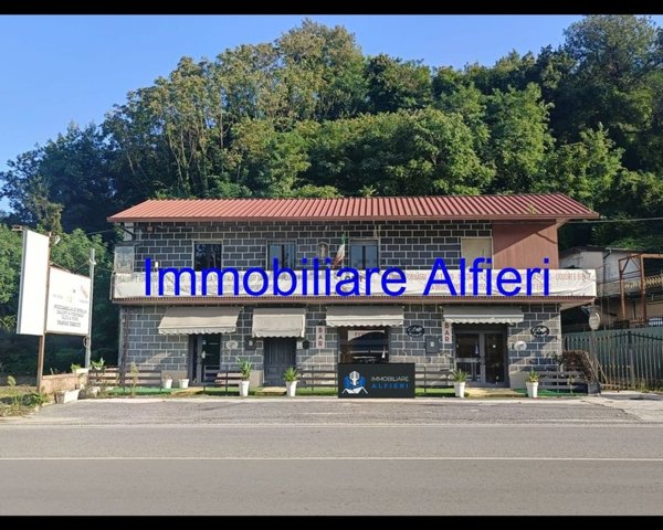 locale commerciale in affitto ad Apollosa