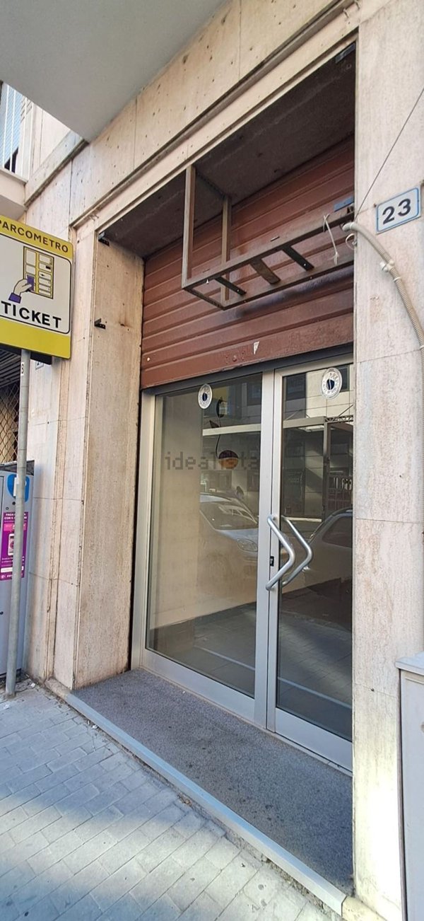locale commerciale in affitto a Benevento in zona Centro Storico