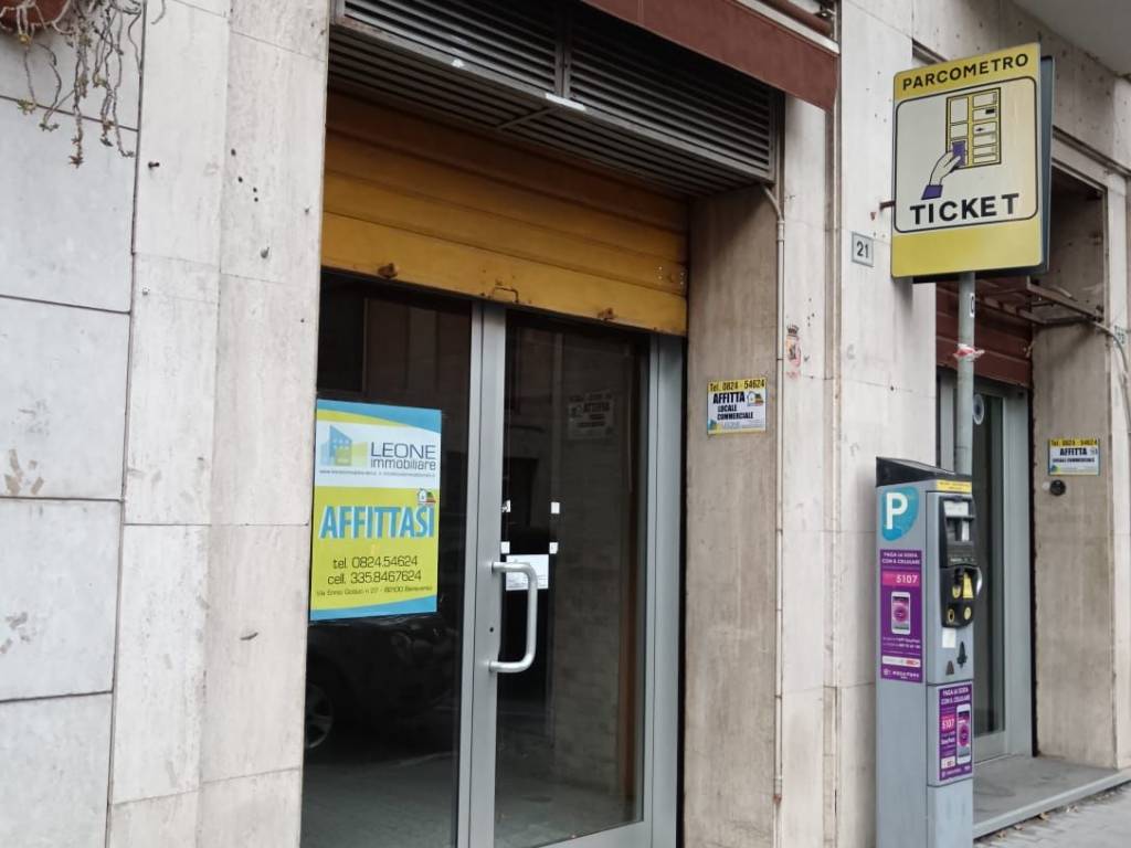negozio in affitto a Benevento in zona Centro Storico