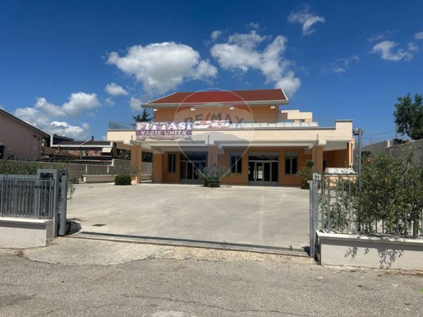 negozio in affitto a Benevento