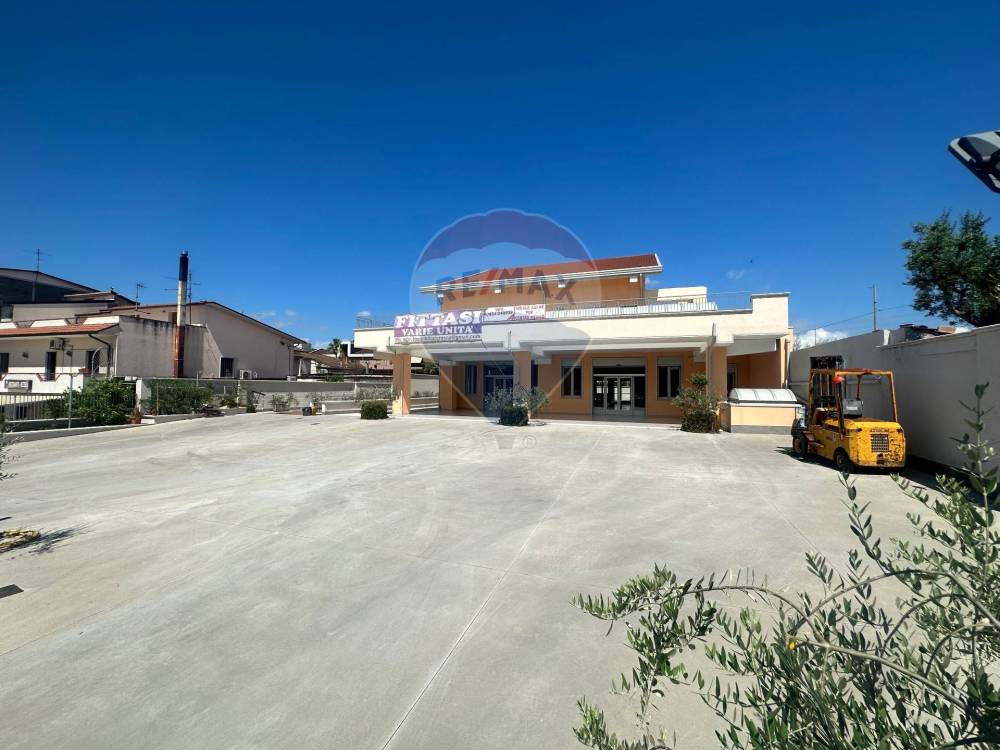 locale commerciale in affitto a Benevento