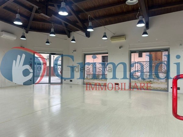 locale commerciale in affitto a Benevento
