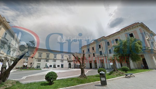negozio in affitto a Benevento in zona Centro Storico