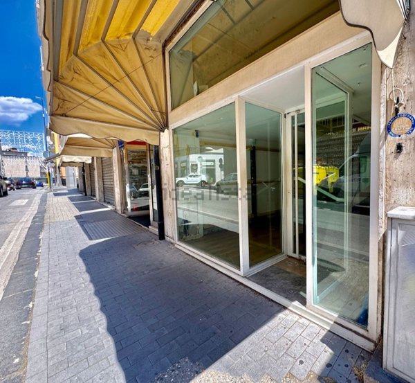locale commerciale in affitto a Benevento in zona Centro Storico