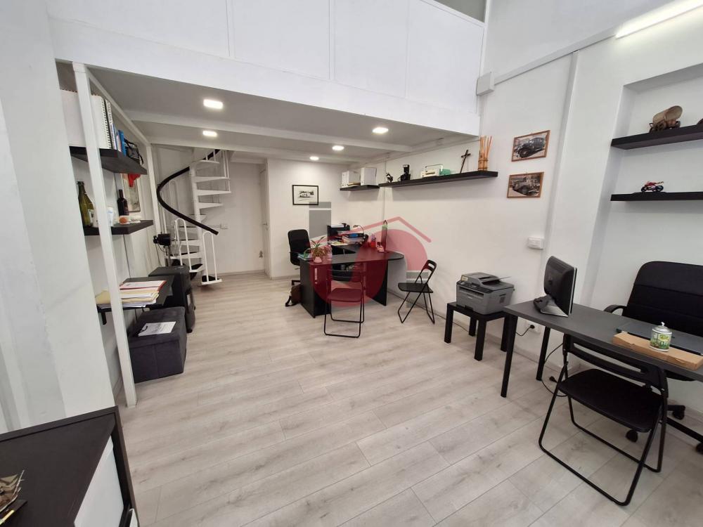 locale commerciale in affitto a Benevento in zona Ferrovia