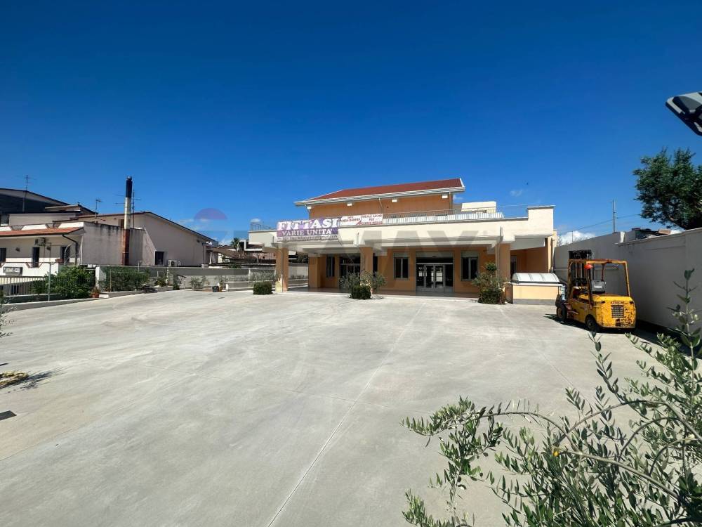 locale commerciale in affitto a Benevento