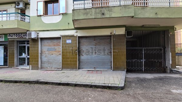 locale commerciale in affitto a Benevento in zona Centro Storico
