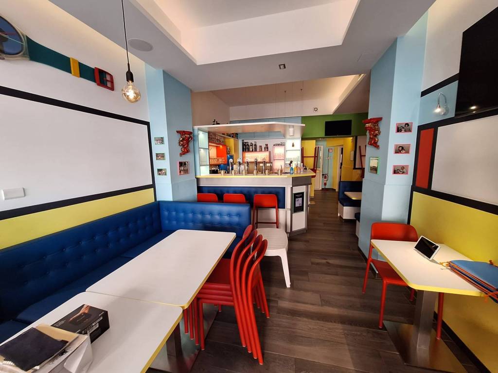 negozio in affitto a Benevento in zona Mellusi / Atlantici