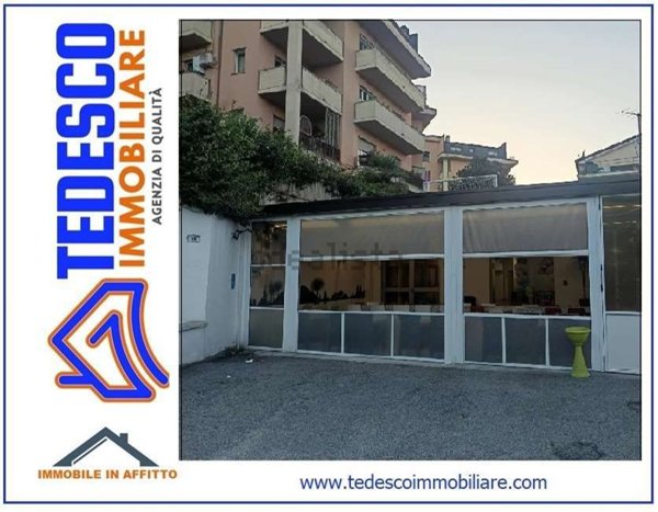 locale commerciale in affitto a Benevento