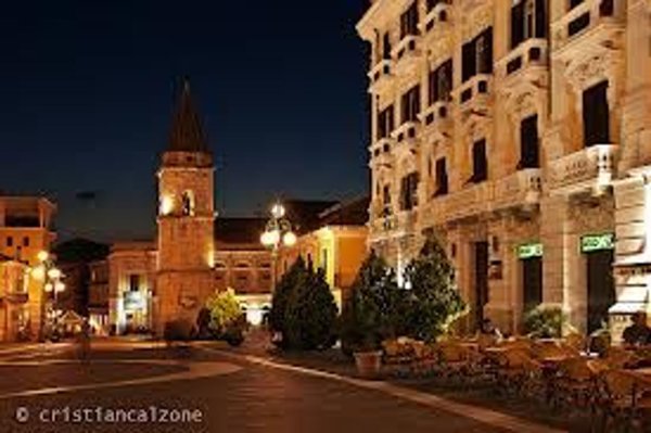 locale commerciale in affitto a Benevento