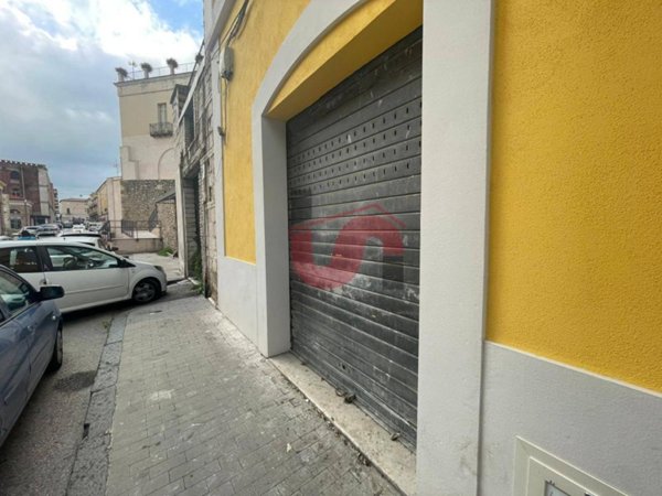 locale commerciale in affitto a Benevento