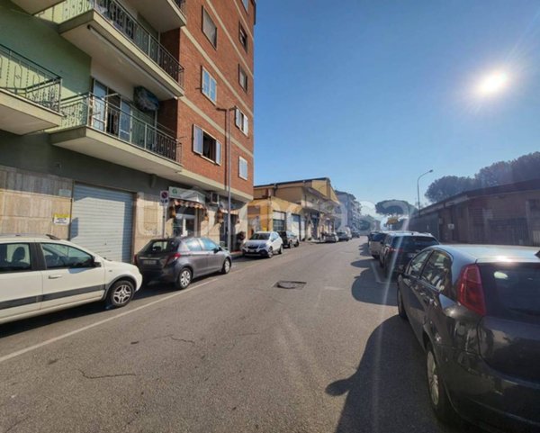 negozio in affitto a Benevento in zona Libertà