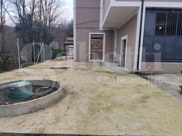 locale commerciale in affitto a Benevento