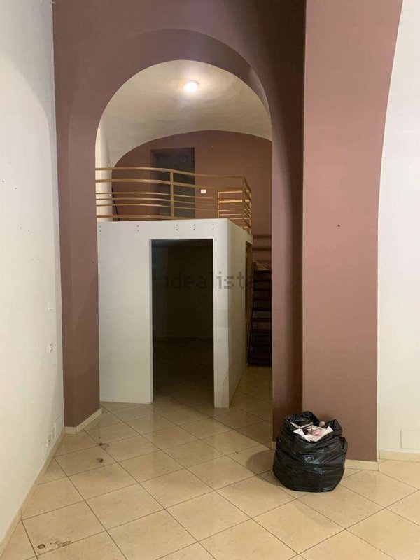 locale commerciale in affitto a Benevento