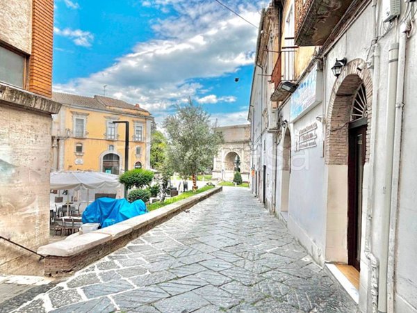 appartamento in affitto a Benevento in zona Centro Storico