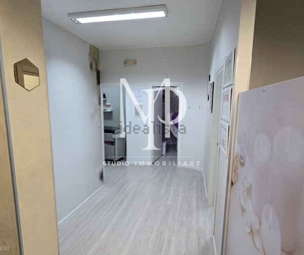 locale commerciale in affitto a Benevento