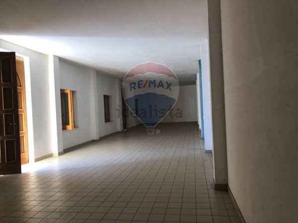 locale commerciale in affitto a Benevento