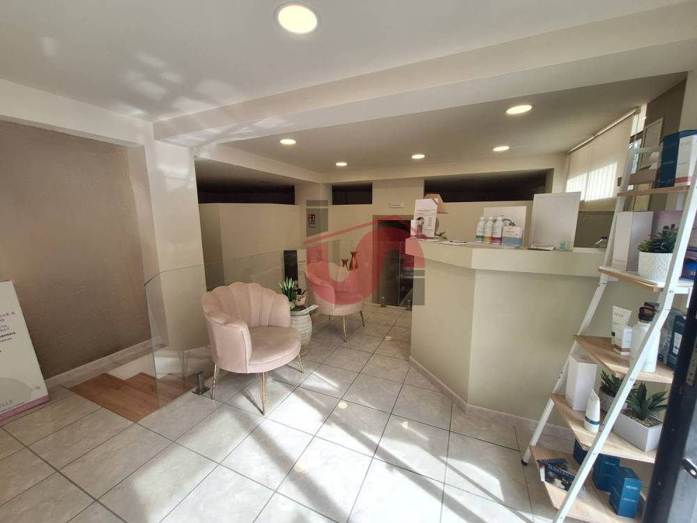 locale commerciale in affitto a Benevento in zona Centro Storico