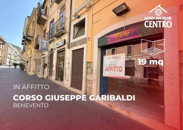 negozio in affitto a Benevento in zona Centro Storico