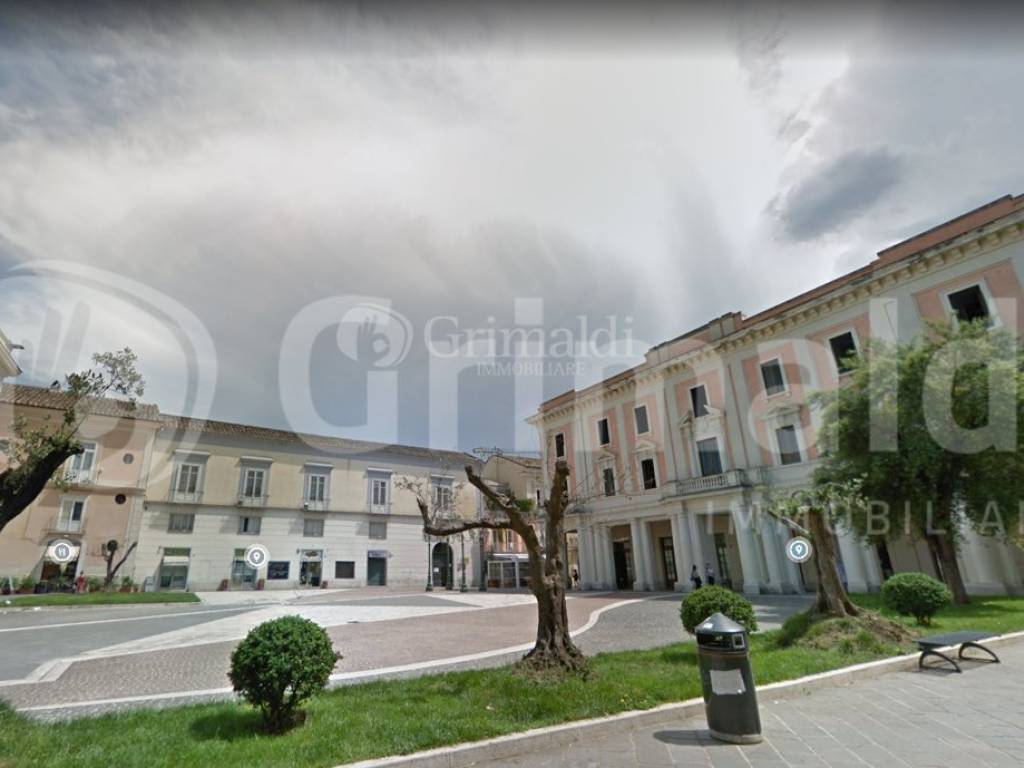 negozio in affitto a Benevento in zona Centro Storico