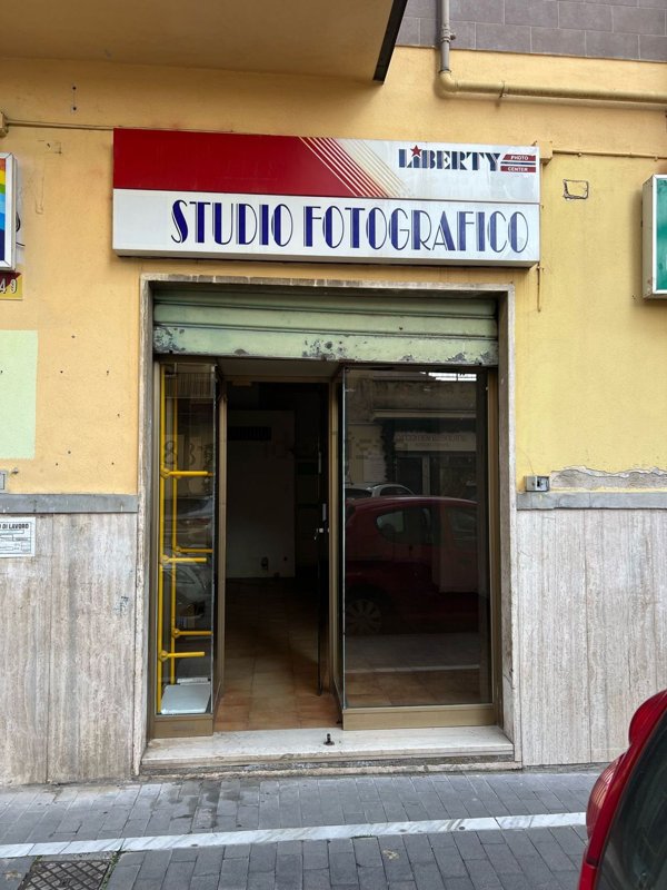 locale commerciale in affitto a Benevento