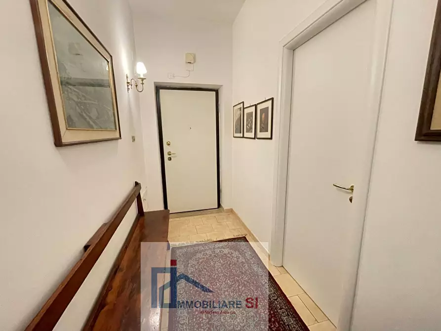 ufficio in affitto a Benevento in zona Mellusi / Atlantici