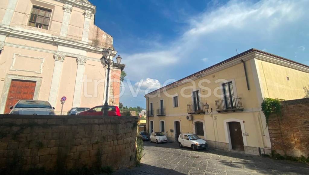 appartamento in affitto a Benevento in zona Centro Storico